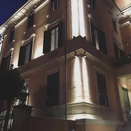 Villa Vaticana-3